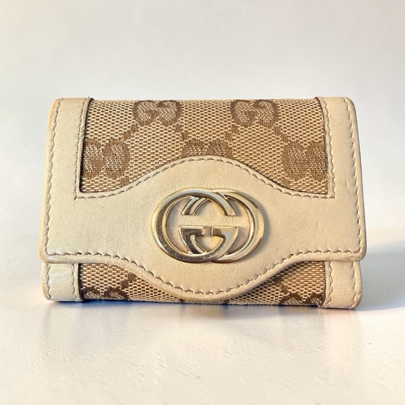 Gucci Accessories - Gucci Sukey GG Canvas 6-Ring Key Case (A288)